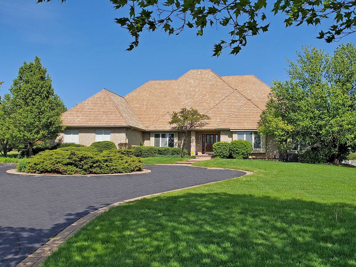 36723 N Fox Hill Dr, Wadsworth, IL 60083 | Zillow