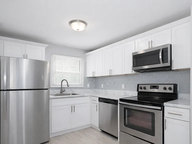 HudsonView — Photo 15