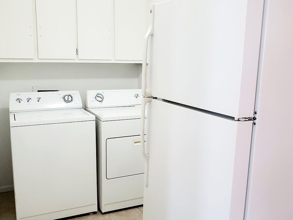1st image of 608 Idlewild Dr