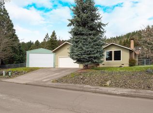1835 Ruby Ct, Sutherlin, OR 97479