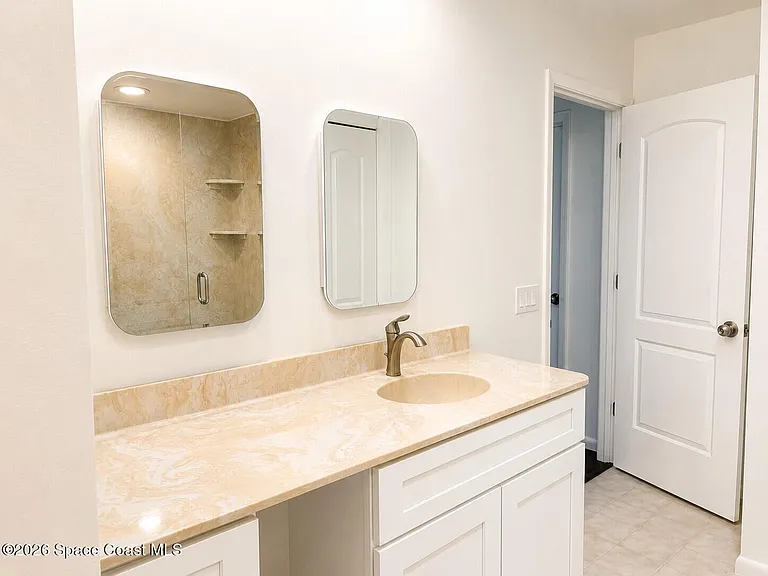 2115 Harrison St — Photo 21