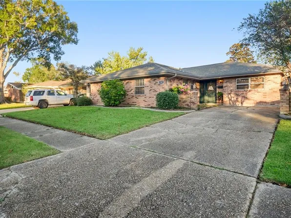 745 Hermes Pl, Gretna, LA 70056