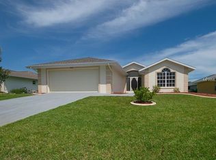 10403 Moshie Ln, San Antonio, FL 33576