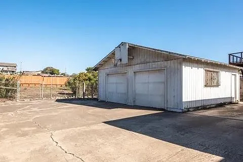 320 Boronda Rd — Photo 4