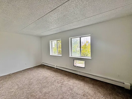 Rented by City Connections Realty | media 3