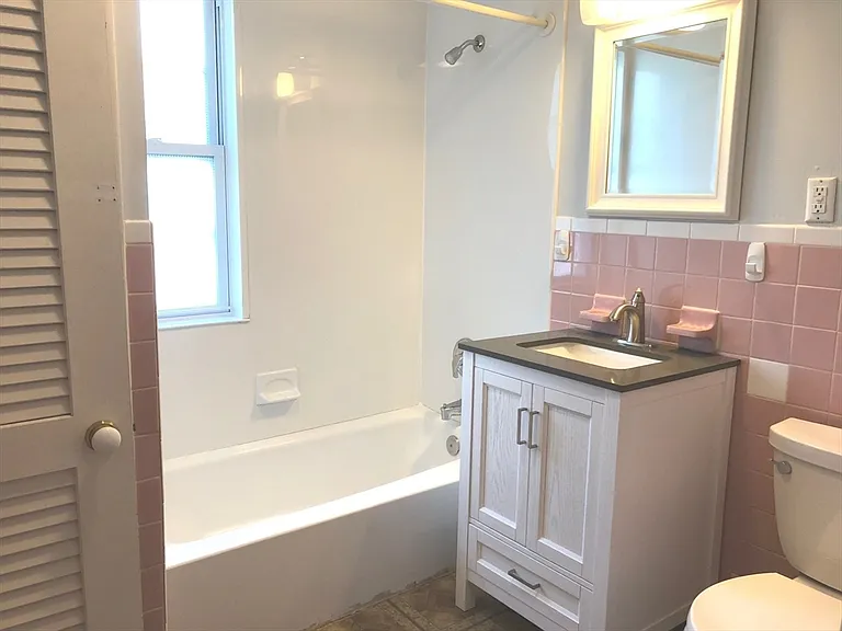 503 High St #503 — Photo 11