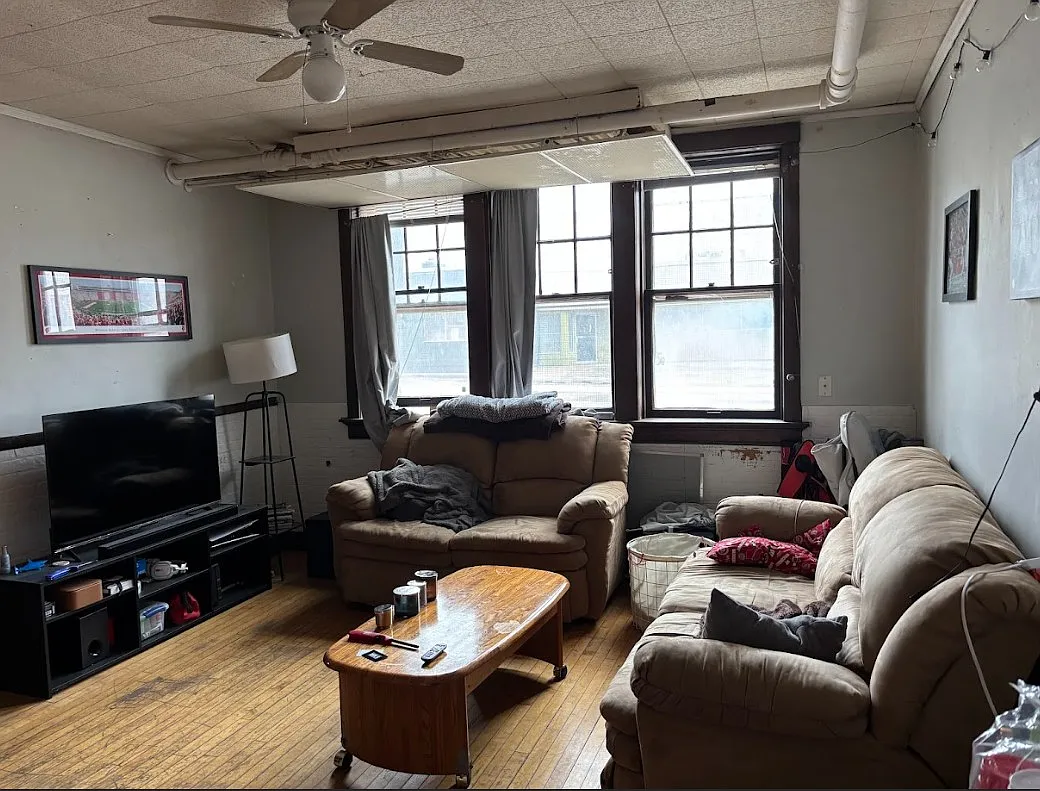 150 W Gorham St — Photo 1