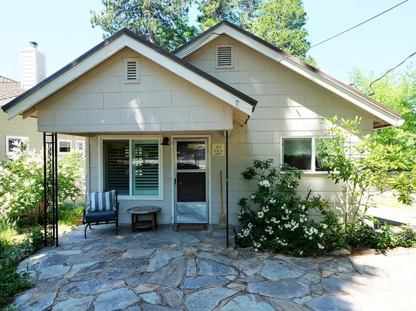 213 N B St, Mount Shasta, CA 96067