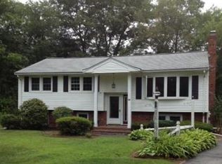 22 Luce Cir, North Billerica, MA 01862