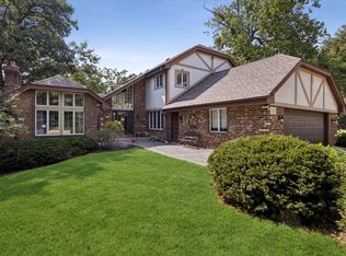 6418 Big Bear Ct, Indian Head Park, IL 60525