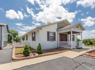 25668 Poplar Church Ave, Warsaw, MO 65355