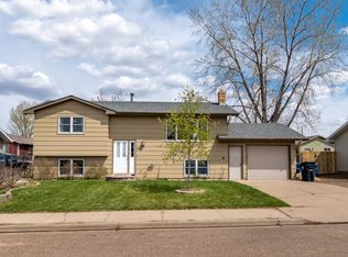 641 3rd Ave SE, Dickinson, ND 58601