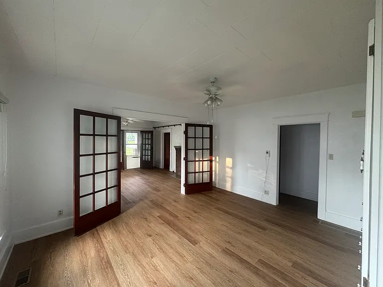 524 W Cherry St — Photo 5