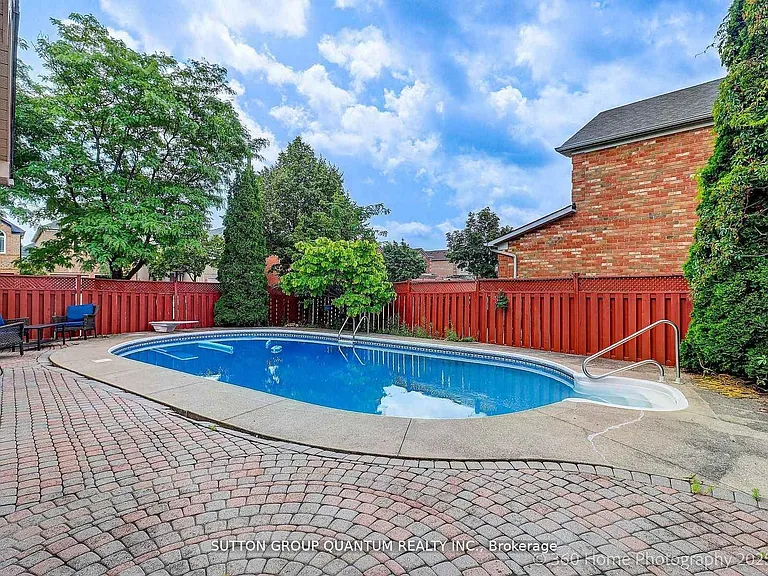 3246 Fanleaf Dr — Photo 25