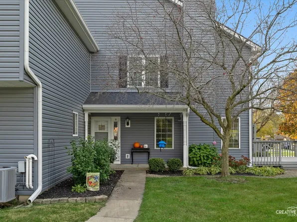 208 Maple St APT B, Sugar Grove, IL 60554