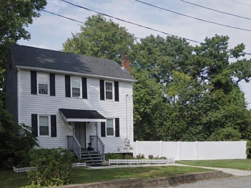 1st image of 589 Acorn Street