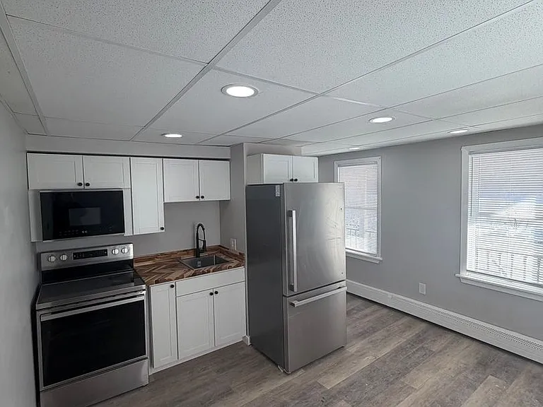 61 Water St — Photo 1