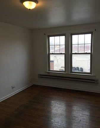 3rd image of 2006 West Blvd #5