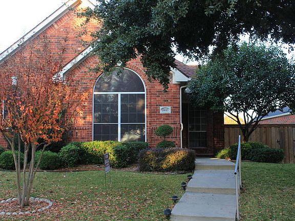 3rd image of 8445 Grand Canyon Dr