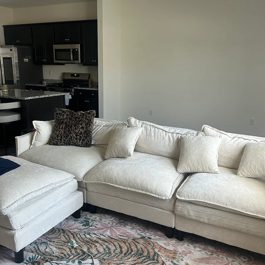 3 bed, 2.5 bath, 1336 sqft, $900 — Photo 3