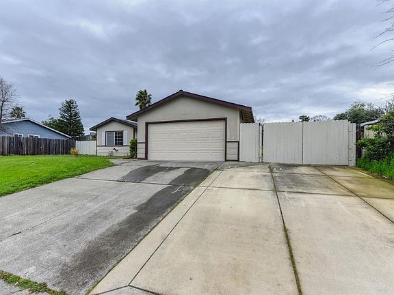 2nd image of 219 Montrose Dr