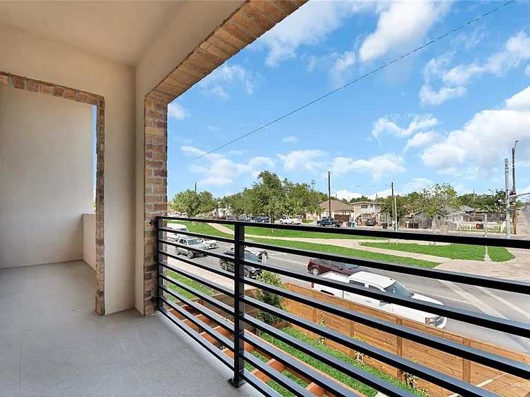 920 S Bicentennial Blvd — Photo 25