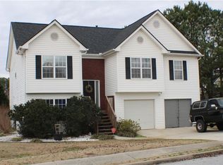 1035 Brushystone Dr, Loganville, GA 30052
