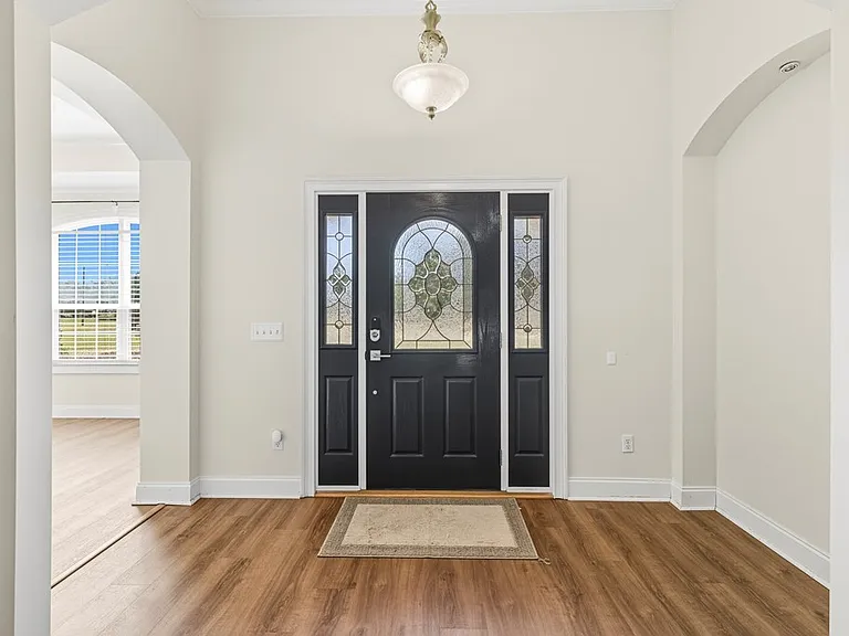 100 Carrington Cir — Photo 7