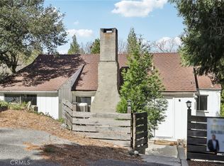 532 Sunset Ln, Crestline, CA 92325