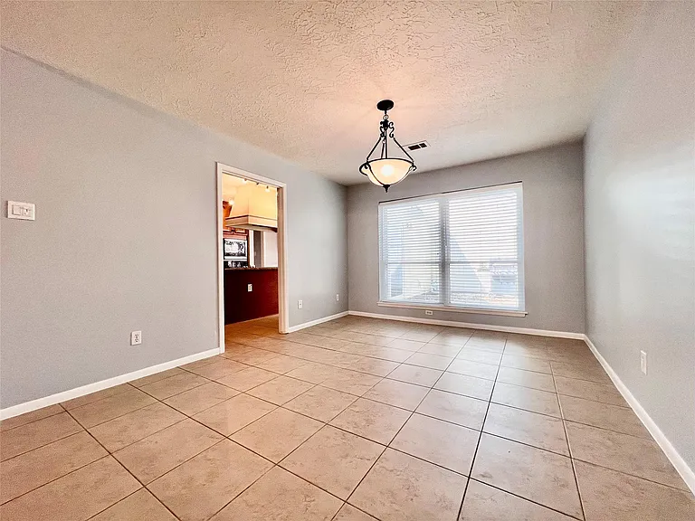 11407 Briar Rose Dr — Photo 7