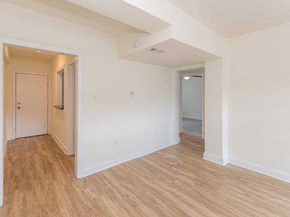 5th image of 3505 Stuart Ave APT 301