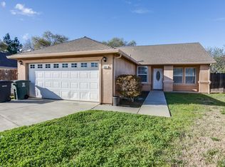 202 Kari Ct, Waterford, CA 95386