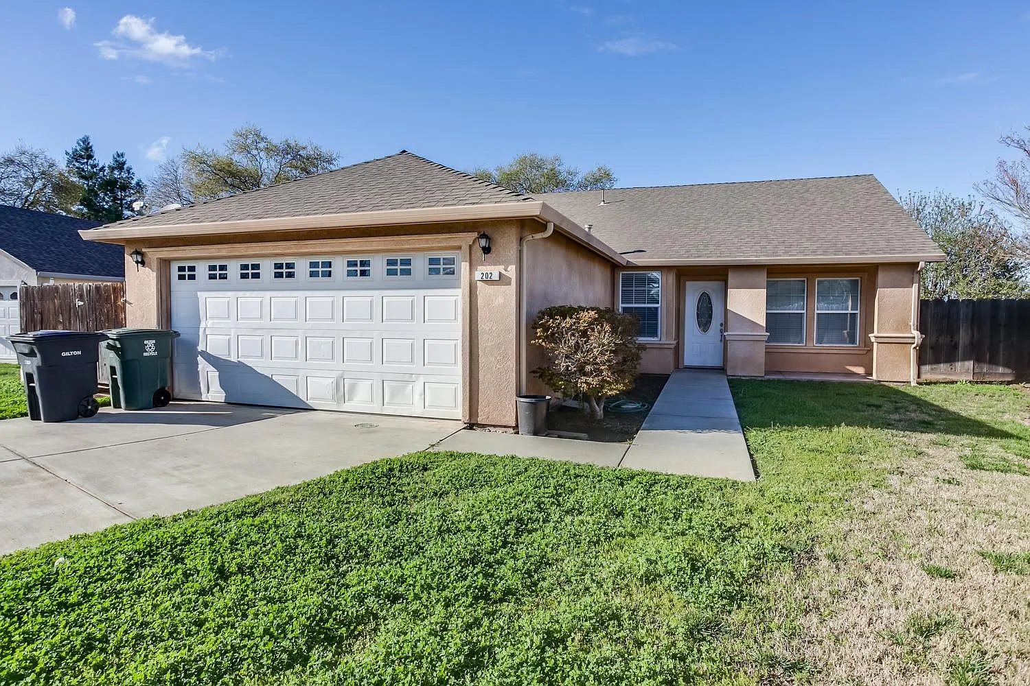 202 Kari Ct photo 1