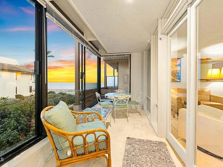 1345 Plaza Pacifica — Photo 11