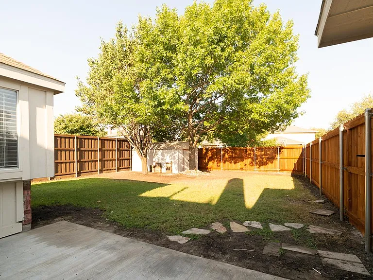 3404 Almond Ln — Photo 12