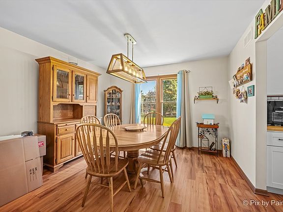 3rd image of 1471 Knotty Pine Dr