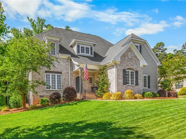 9310 Eden Grove Ct, Lewisville, NC 27023