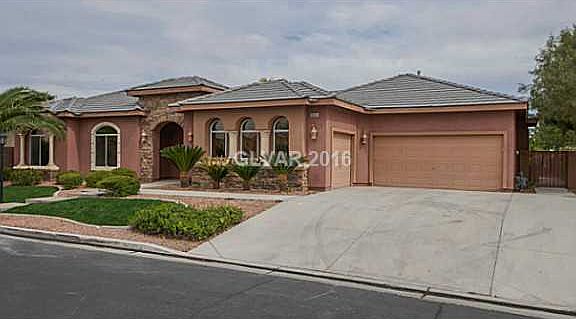 2nd image of 8054 Villa Del Cielo St
