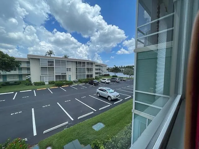 350 Horizons E #206 — Photo 15