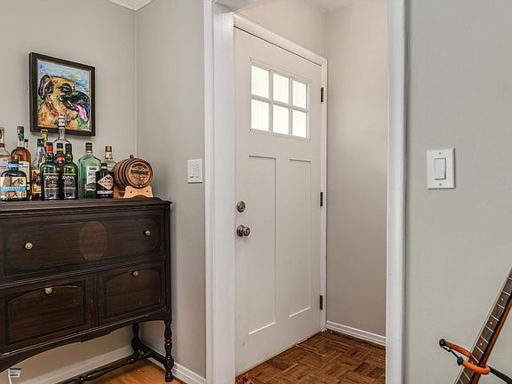 3rd image of 1227 Mayfield Dr