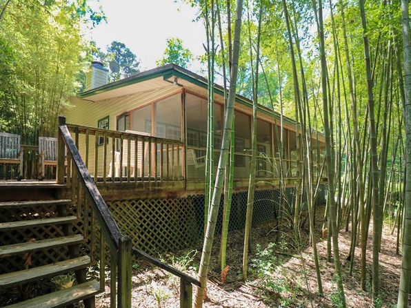 407 Lakeshore Dr, Bainbridge, GA 39819