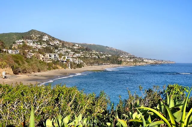 279 Avenida Carmel #C — Photo 33