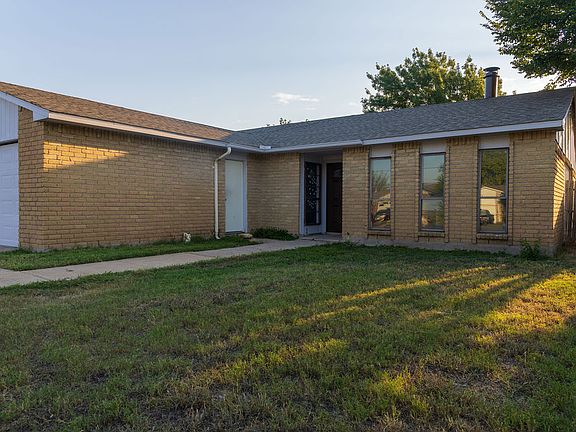 2nd image of 7320 Sorrell Ct