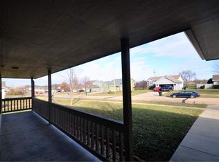 7206 SW 24th St, Topeka, KS 66614