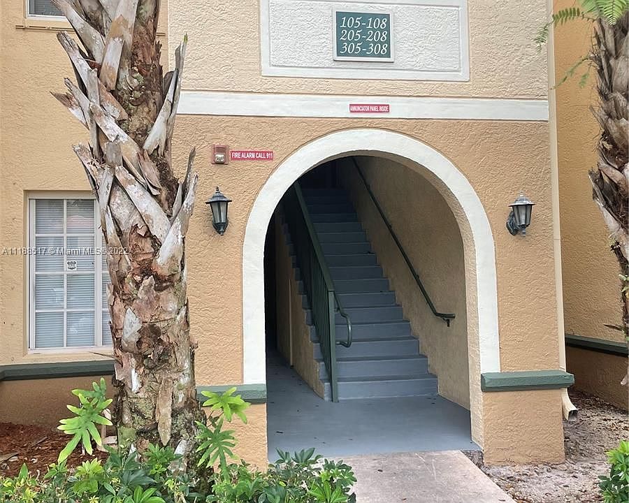 1st image of 2586 Centergate Dr APT 108