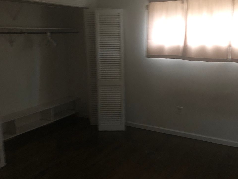 2nd image of 2373 Courtney Cir #A