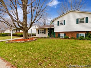 101 Adloff Ln, Springfield, IL 62703