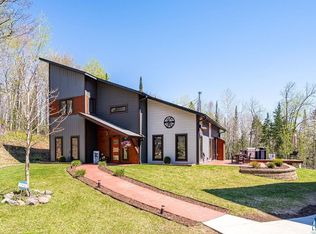 5196 Eagle Lake Rd, Duluth, MN 55803