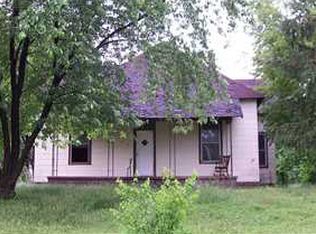 220 Apraw Rd, Washington, IN 47501