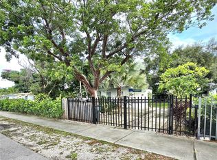 Hampshire Heath, North Miami, FL 33161